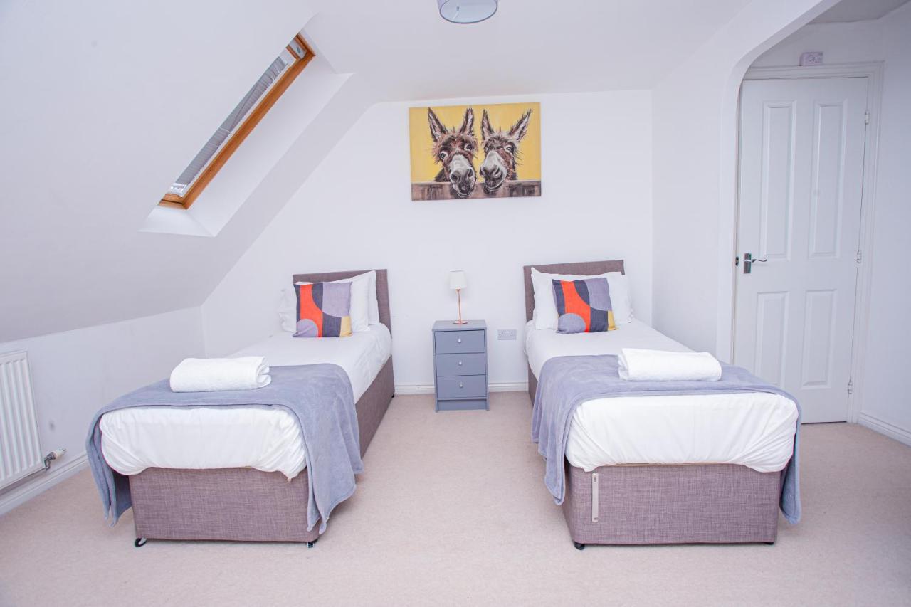 Turners Gardens Villa Нортхамптън Екстериор снимка