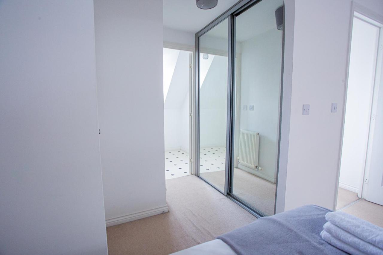 Turners Gardens Villa Нортхамптън Екстериор снимка