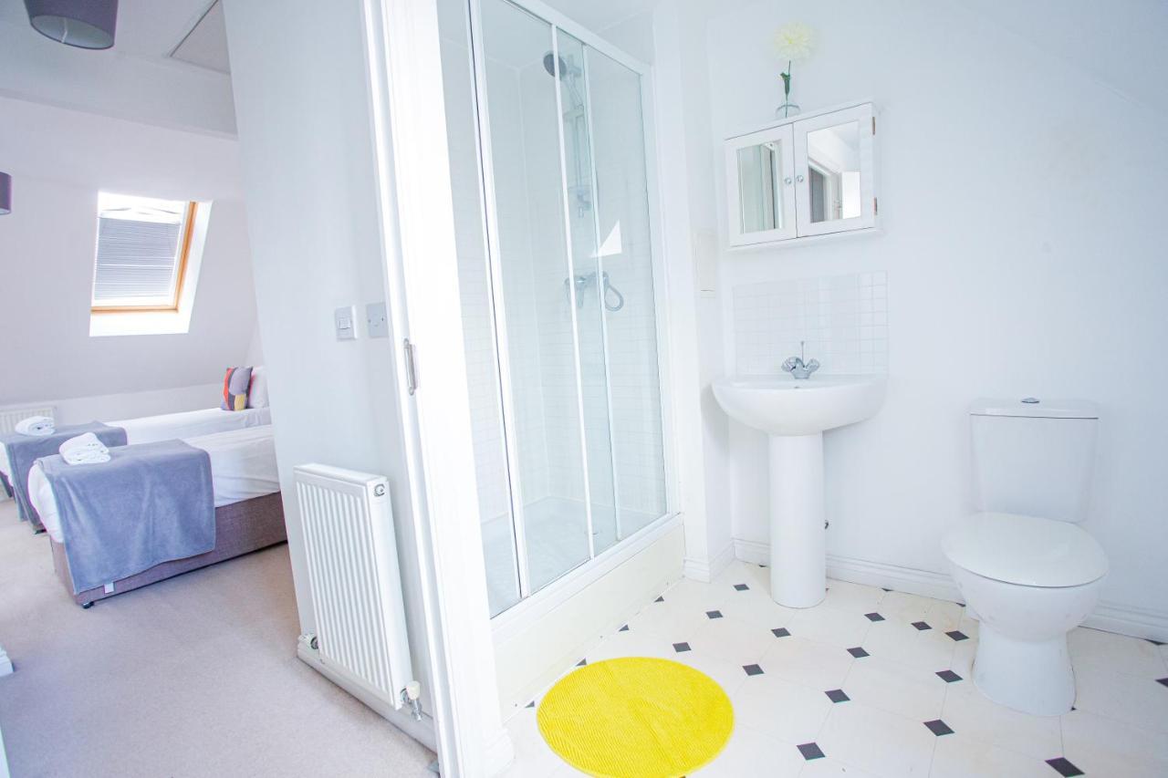 Turners Gardens Villa Нортхамптън Екстериор снимка