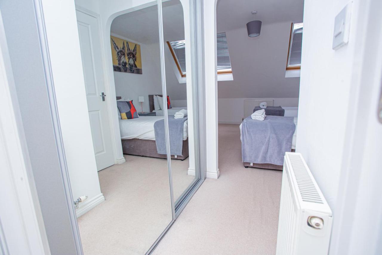 Turners Gardens Villa Нортхамптън Екстериор снимка